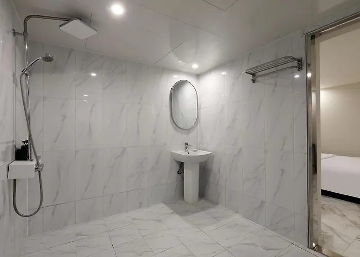 Jamsil Tomgi Motel