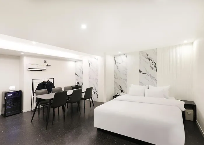 Jamsil Tomgi Motel